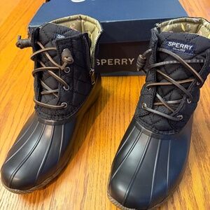 Brand NEW Sperry black duck boots